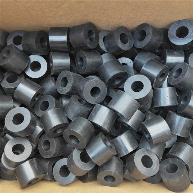 GJBUSH 生产的各类控制臂衬套与顶胶展示