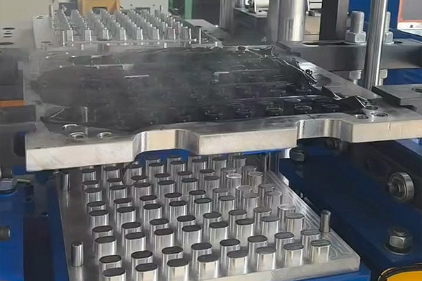 铝合金与钢制悬架区别