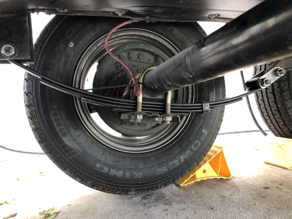 挂车衬套高精多通道复合路谱试验台架